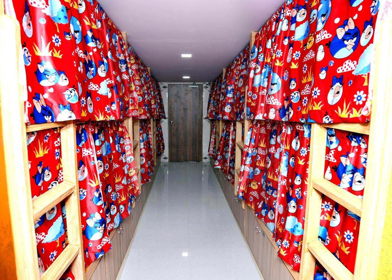 Delta Dormitory Bombaj Zewnętrze zdjęcie