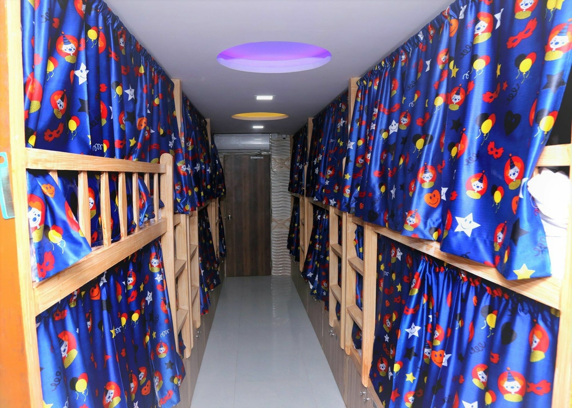 Delta Dormitory Bombaj Zewnętrze zdjęcie